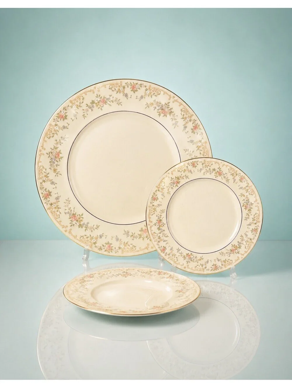 Royal Doulton 1980s 3 Piece Plate Setting Diana Romance Collection Bone China
